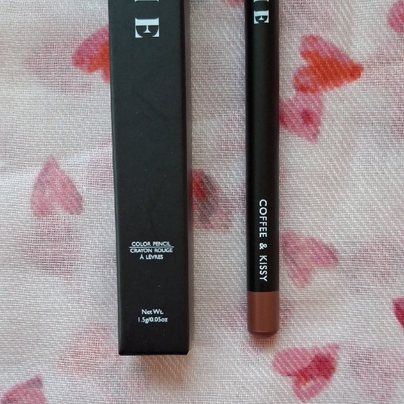 Morphe: Lip Liner Colour Pencil - Coffee & Kissy - Picture 4 of 11